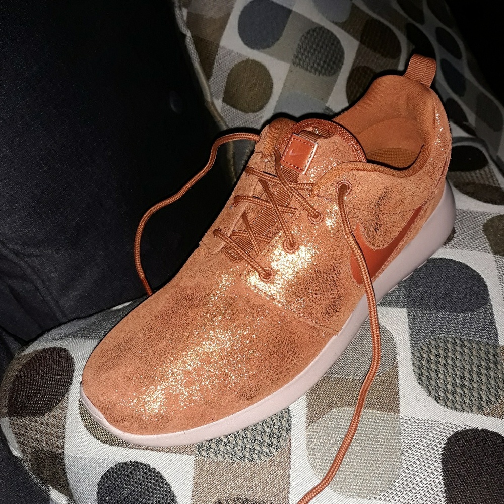 Nike Roshe One Premium